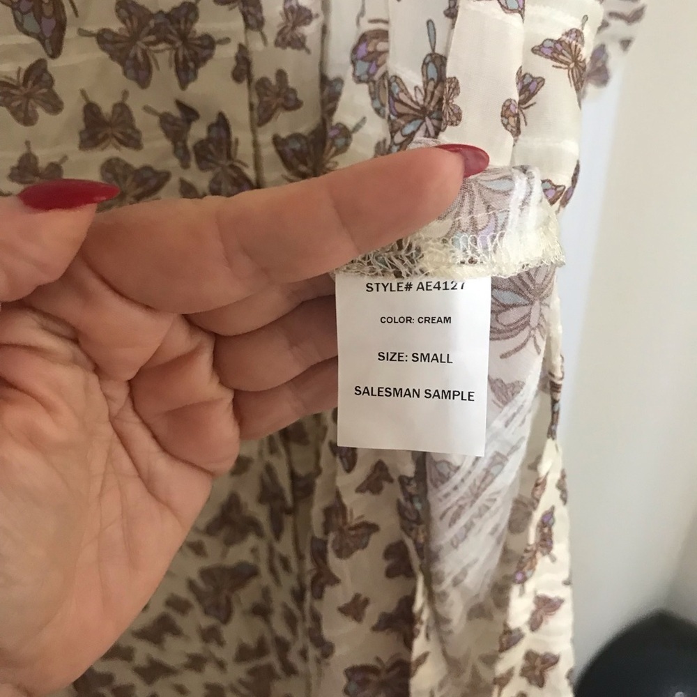 Sadie & Sage Button Down Butterfly Print Shirt Dress NWT - Picture 6 of 6